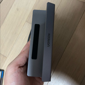 Ugreen umpc거치대 겸 허브 팝니다 이미지