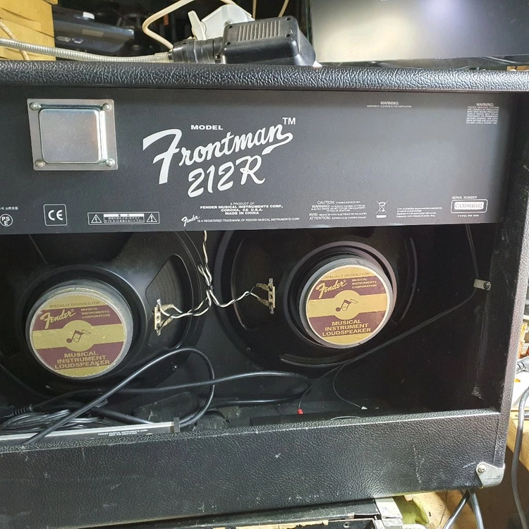Fender Front Man 212R 이미지