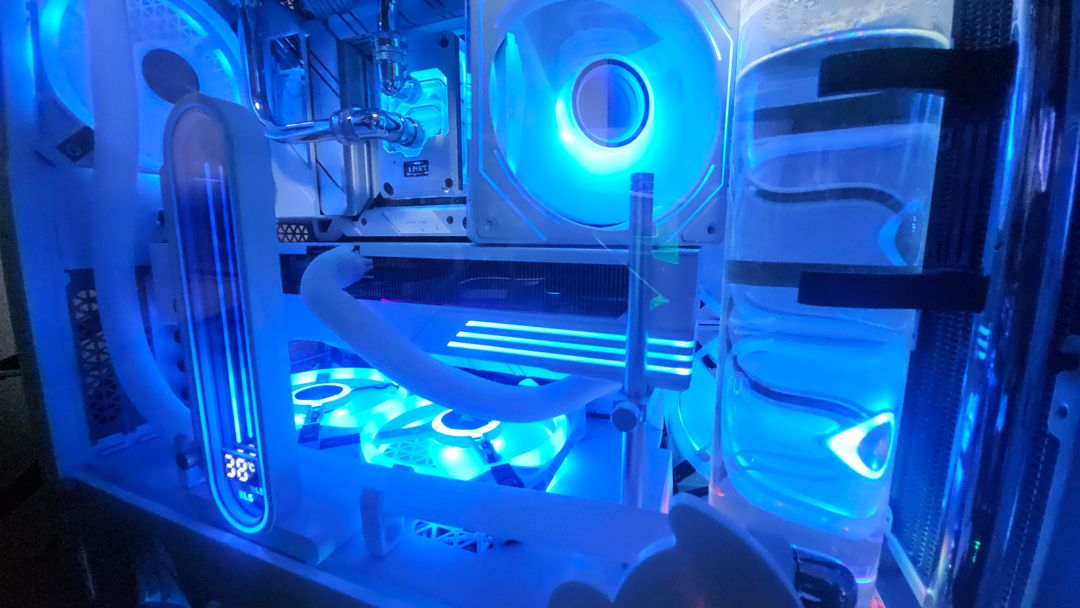 [대원CTS/정품/S급/수율최상] AMD 라이젠9-5세대 7950X3D (CO -37 확인, 커스텀 수냉 관리) 이미지