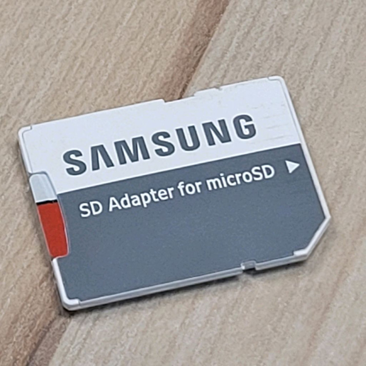 삼성 EVO Plus 512GB MicroSD 카드 이미지