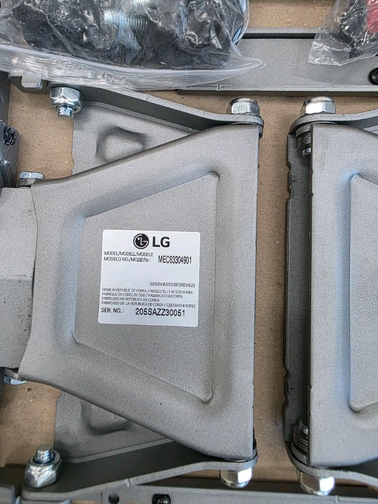 Model Number: OLW480A / OLW480AC 벽부형 TV 설치대 이미지