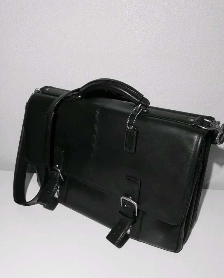 COACH 코치 소가죽 크로스 서류가방 이미지
