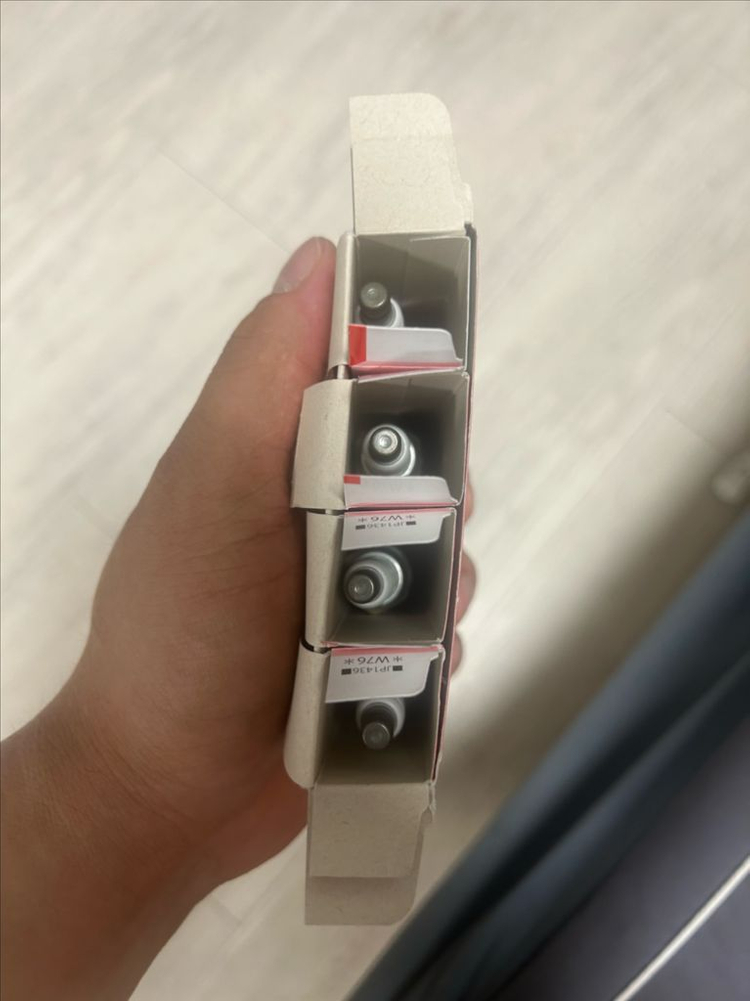 NGK 레이싱 점화플러그 R2556G 벨로스터N 전용 4개 이미지