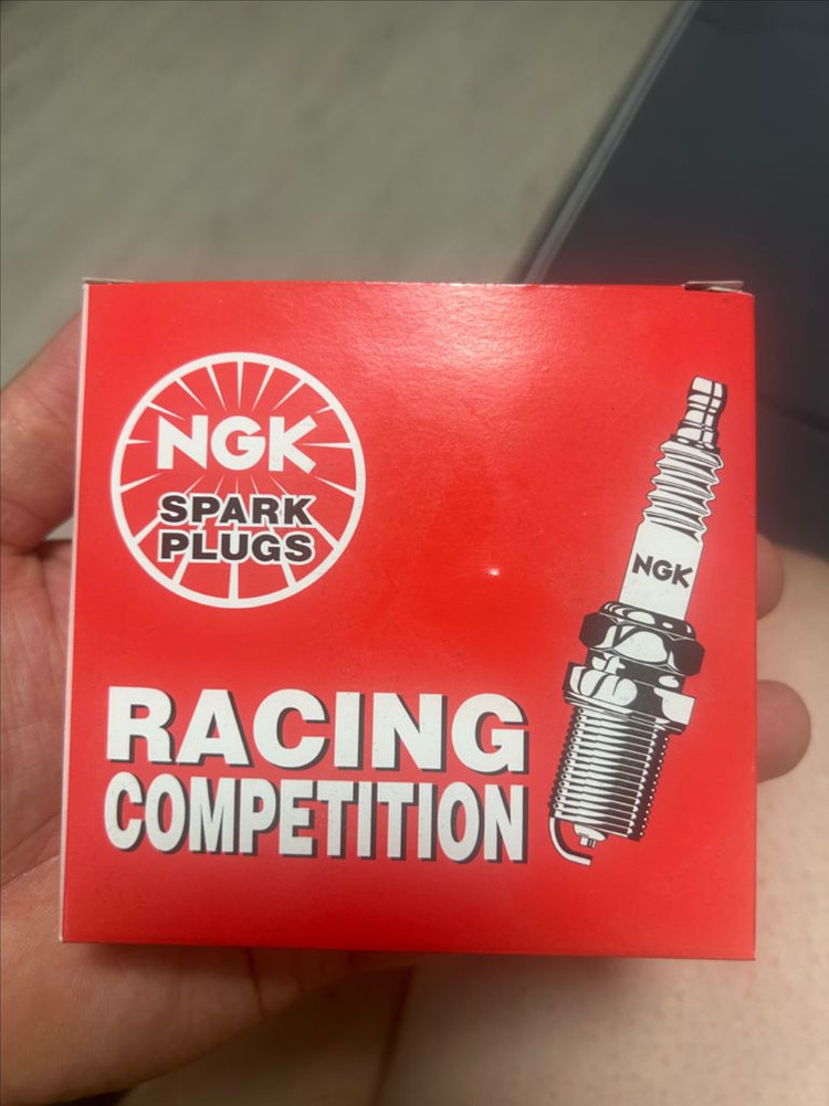 NGK 레이싱 점화플러그 R2556G 벨로스터N 전용 4개 이미지