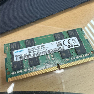 DDR4 8GB 메모리 이미지