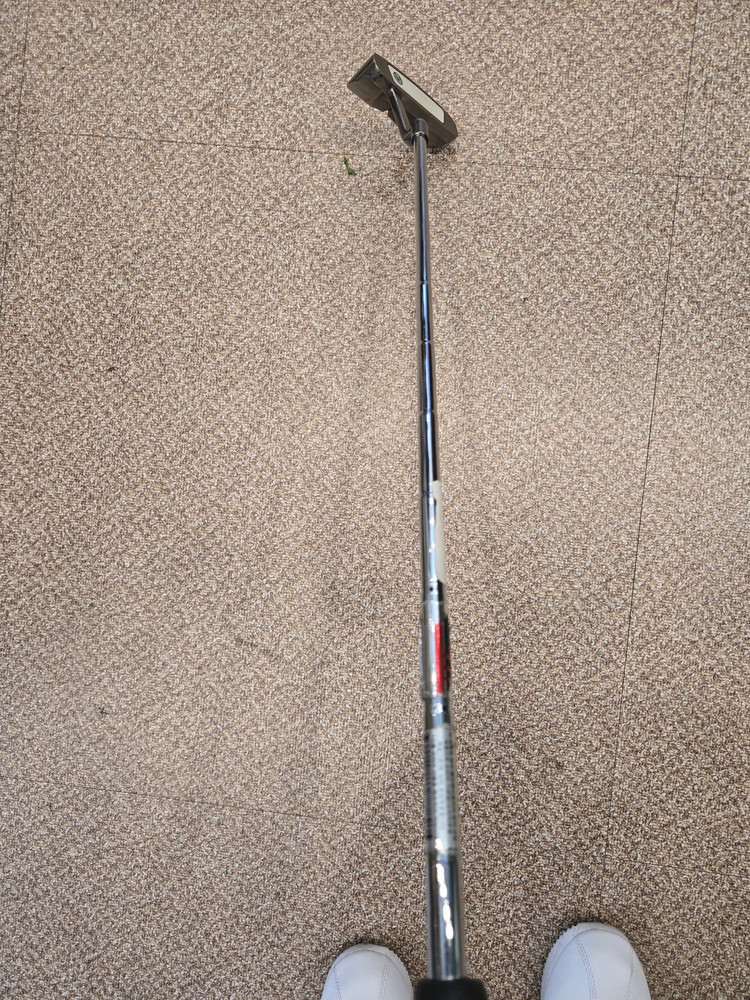 오디세이 화이트 아이스 퍼터 355G 34인치 이미지