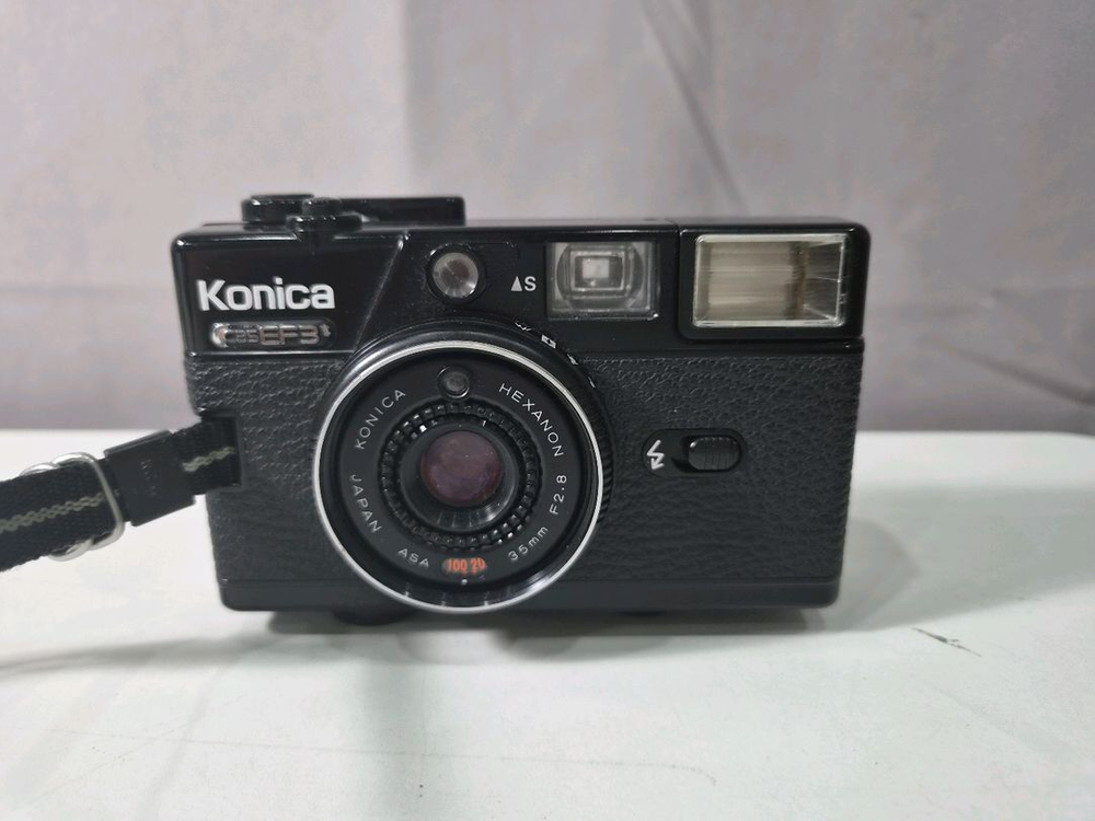 코니카(Konica) C35 EF3 블랙 - 외관 양호/레버 고착 (수리/소품용) 이미지
