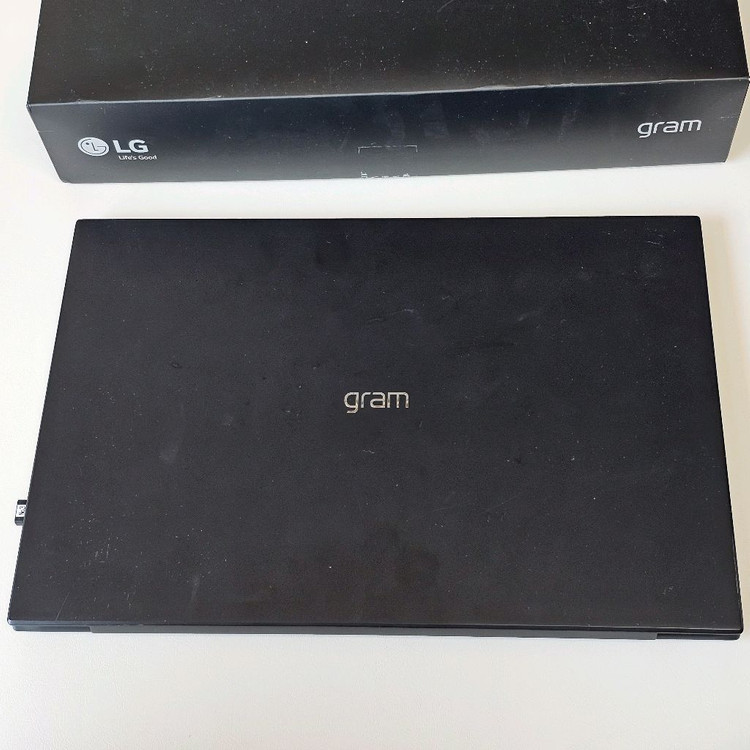 LG 그램 17인치 노트북 (블랙) 이미지