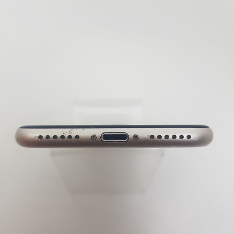 아이폰 SE3 128기가 화이트 이미지