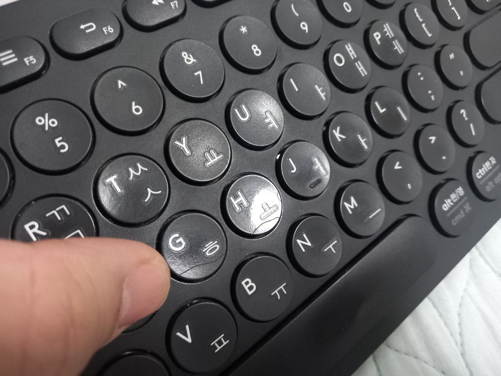 k780 로지텍 유니파잉 usb무선+블루투스 키보드 팝니다 부산 해운대 이미지