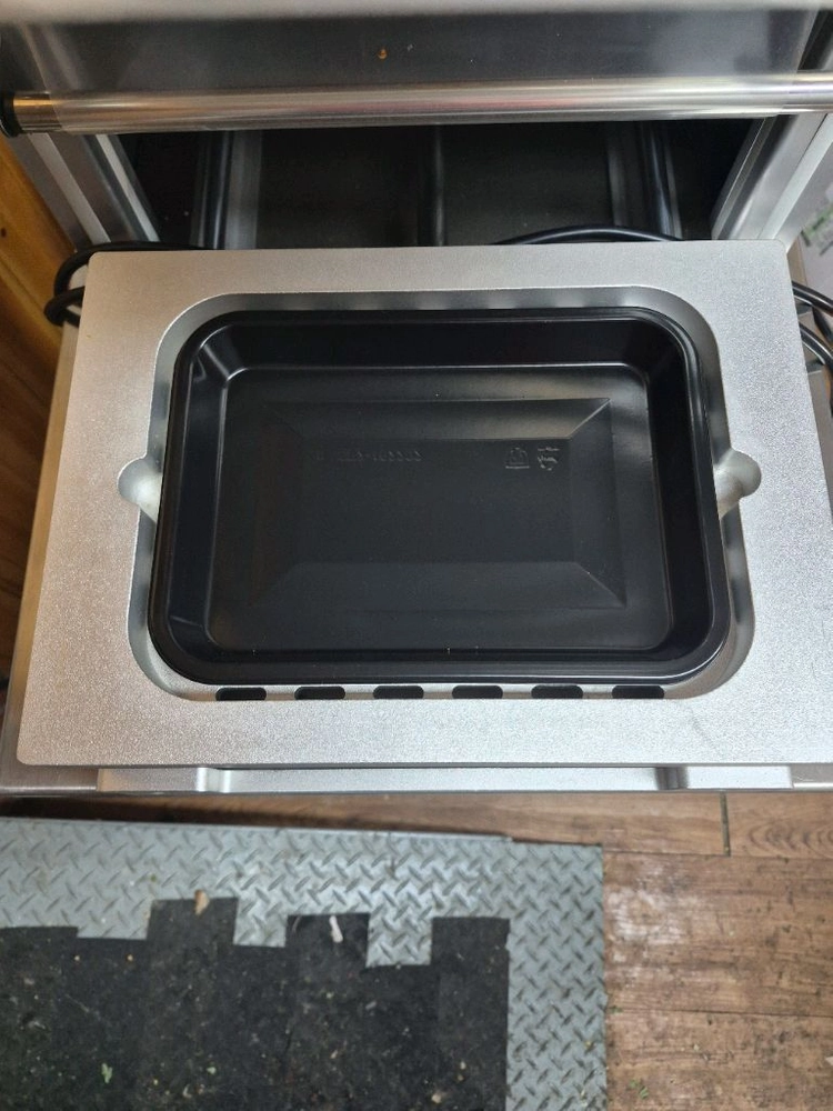 진공 스킨 포장기 콤팩트형 VSP-SK520 (반자동 1구) 선경엔지니어링 이미지