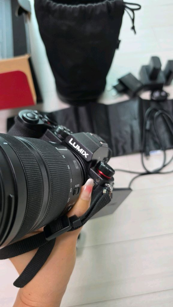 파나소닉 루믹스 S5 + 24-105mm 렌즈 세트 이미지