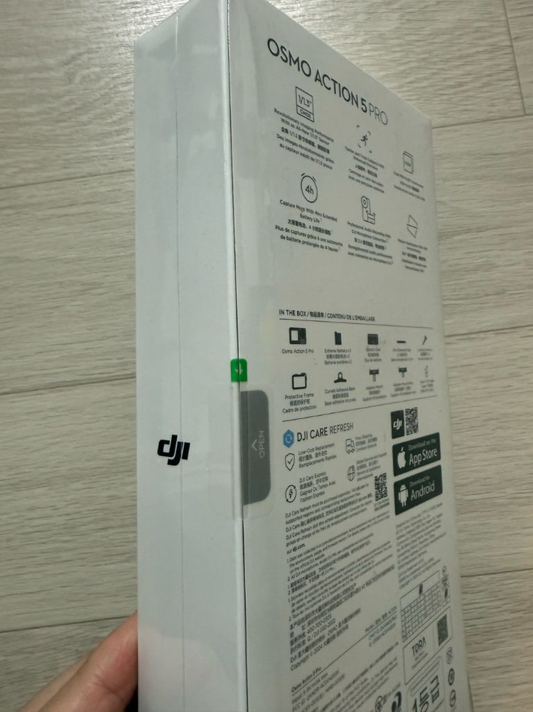 DJI 오즈모 액션5 프로 어드벤처 콤보 미개봉 새상품 이미지