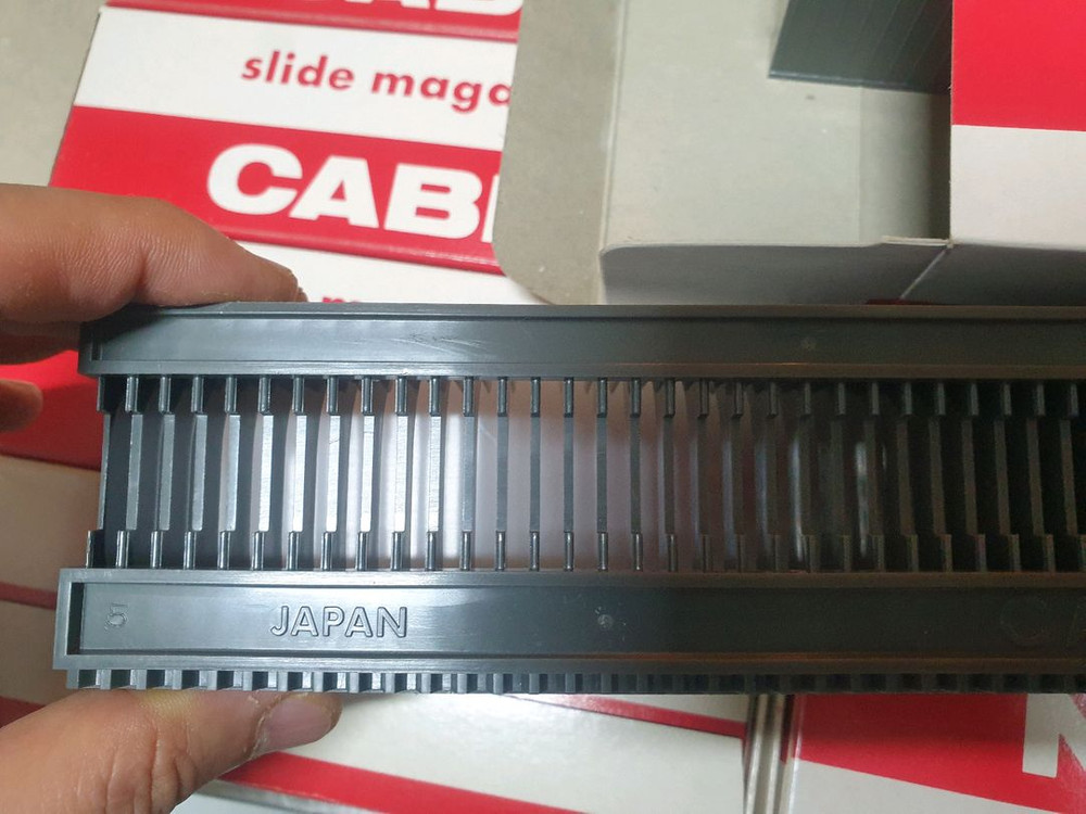 35mm 슬라이드필름 마운트 보관 케이스 CABIN(캐빈) 슬라이드 매거진 이미지