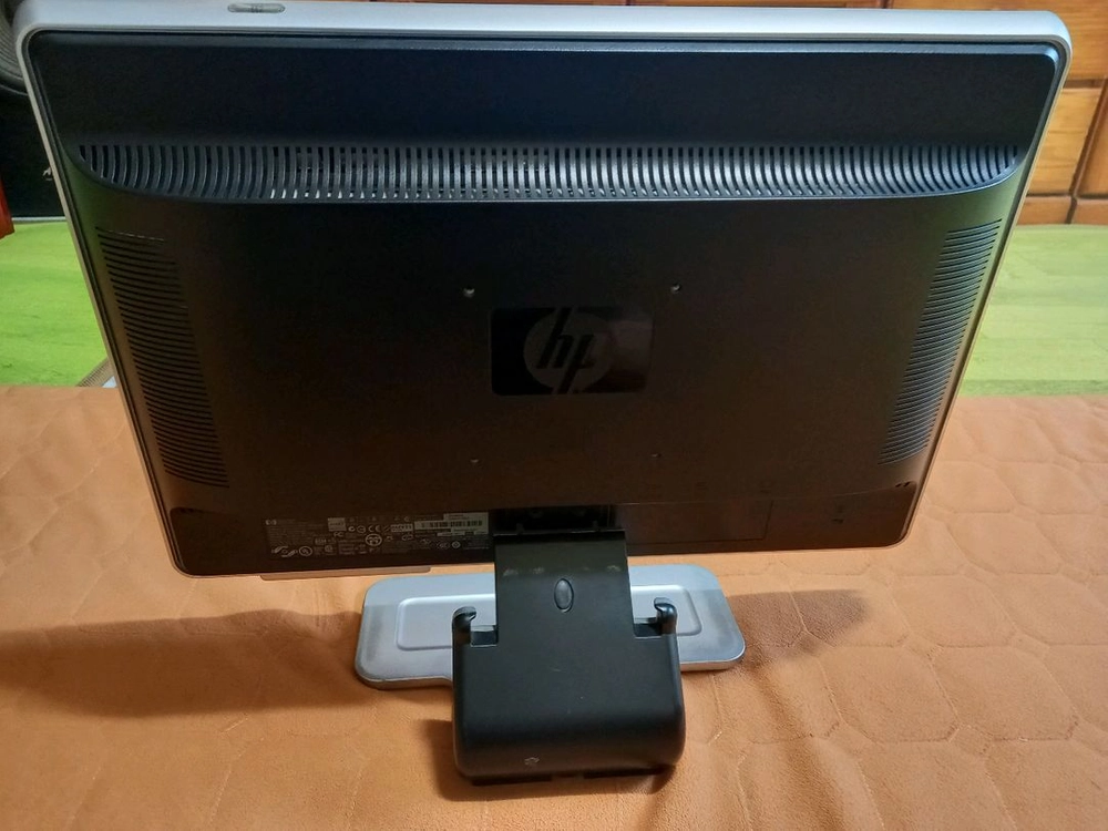 구헝 HP w2007 20인치 모니터 19000원 이미지