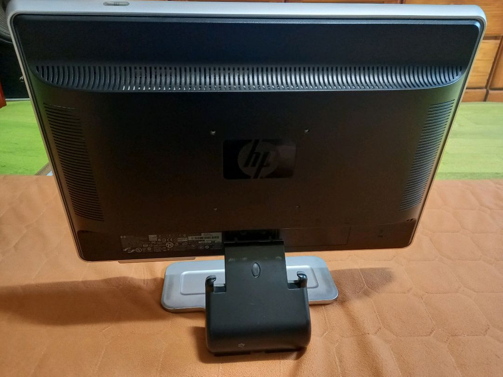 구헝 HP w2007 20인치 모니터 19000원 이미지