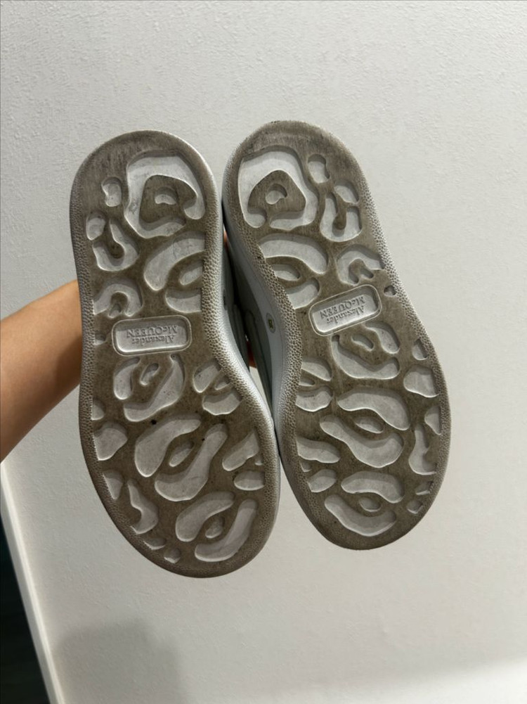 알렉산더맥퀸 운동화 오버솔스니커즈 신발 29사이즈 이미지
