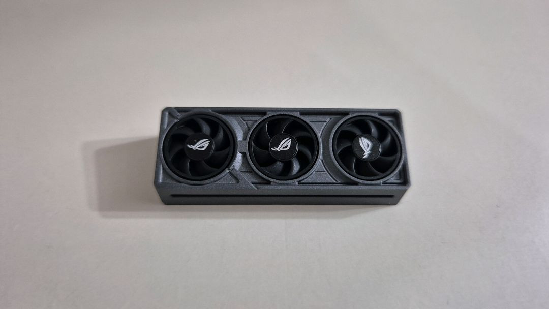 ASUS ROG RTX 5090 아스트랄 그래픽카드 키캡 이미지