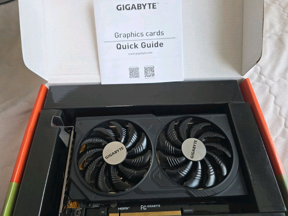 기가바이트 RTX 4060 Ti 윈드포스 이미지