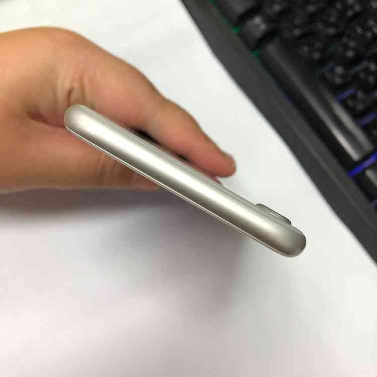 아이폰8 64GB 실버 A급 중고폰 배터리100% 인스타 사진폰 213444 이미지