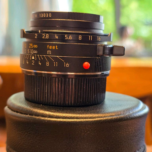 폴라 35mm 즈미크론 보케킹 라이카 주미룩스 녹티 이미지