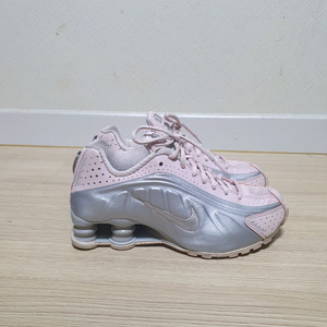 나이키 샥즈 R4 로즈 메탈릭 운동화 230 이미지