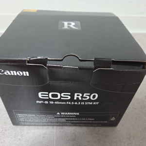 캐논카메라 EOS R50 18-45KIT 신품급 팝니다.