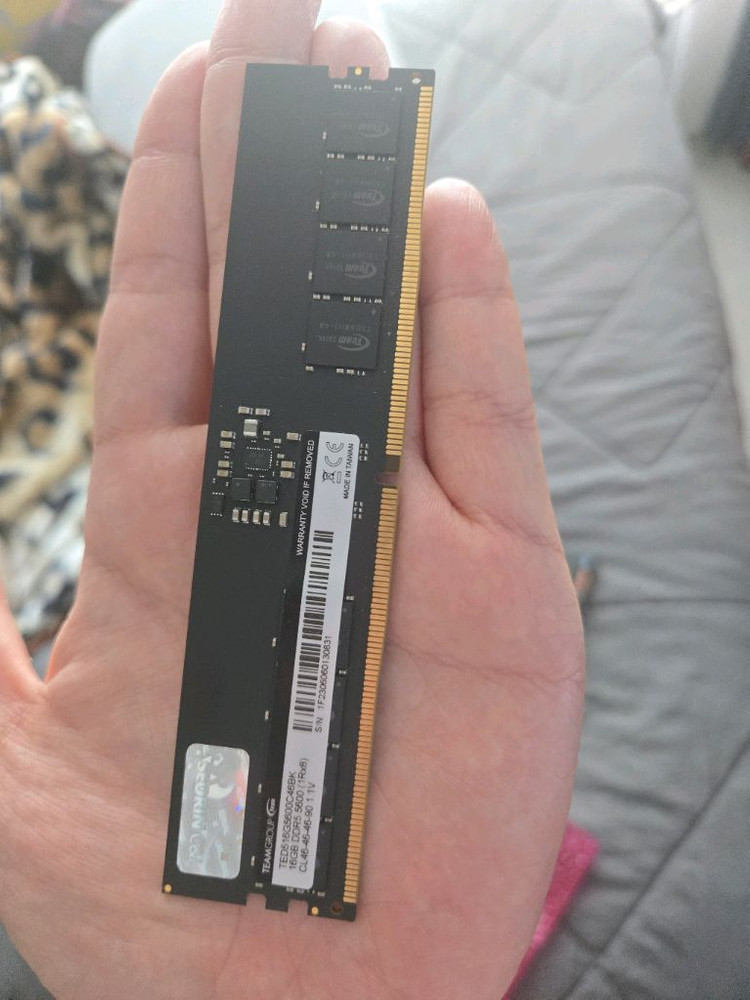 인텔 i7 13700k + msi B760M 박격포 + DDR5 16gb 램 팝니다. 이미지