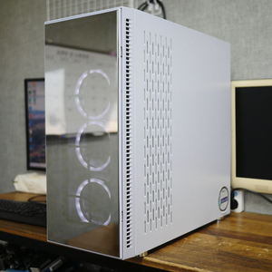 고사양 컴퓨터 PC 본체 i9-9900K 16GB SSD512GB 빅타워 수냉식쿨러 이미지