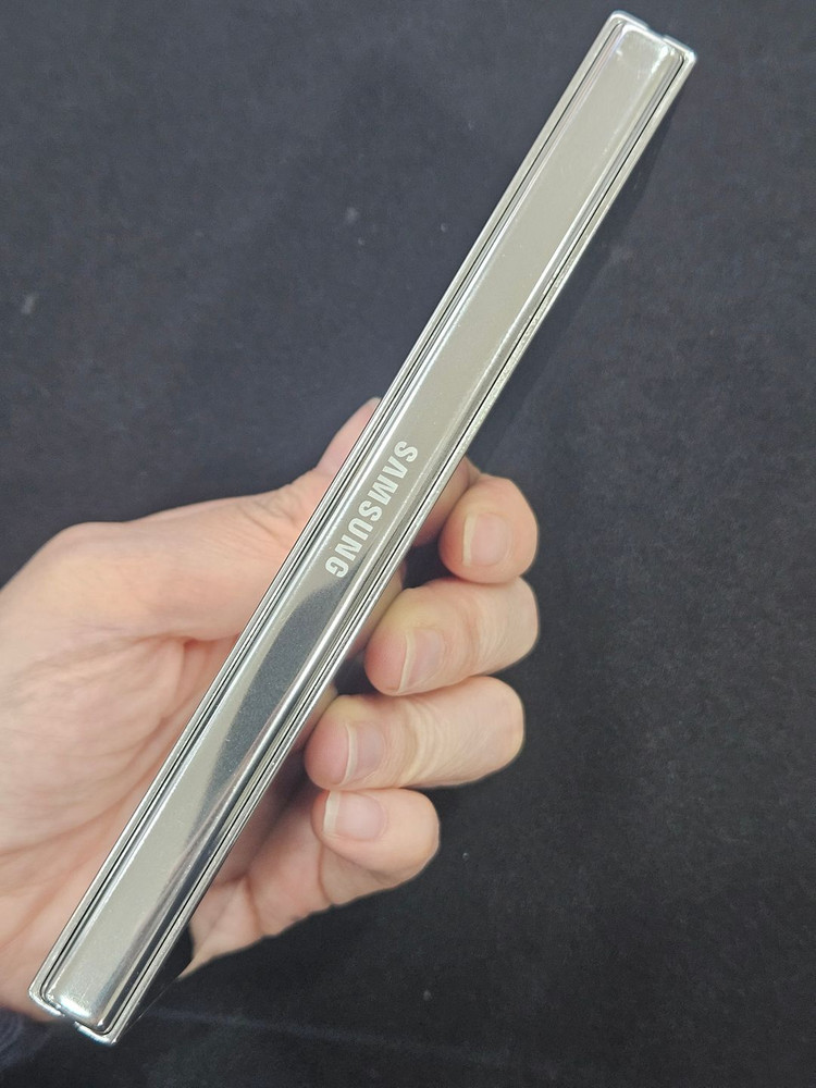 갤럭시Z폴드5 256GB 블루 이미지