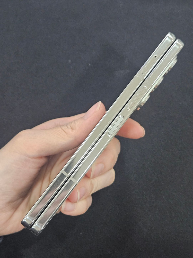 갤럭시Z폴드5 256GB 블루 이미지