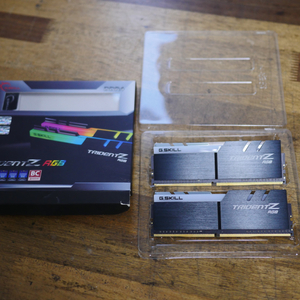지스킬 16GB DDR4 3600 램 메모리 패키지 총32GB 풀박스 이미지