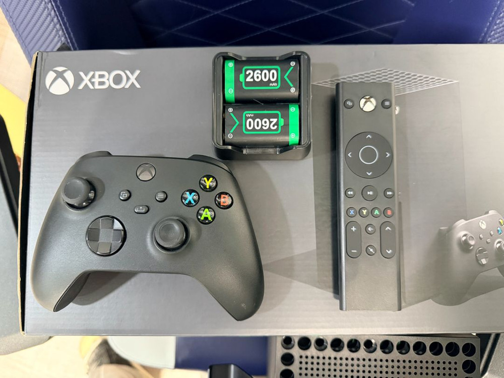 Xbox Series x 시리즈x 1TB 팝니다 이미지