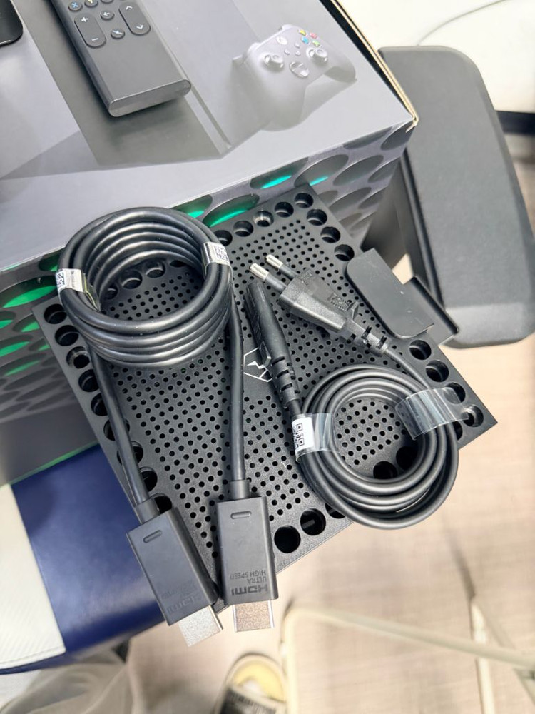 Xbox Series x 시리즈x 1TB 팝니다 이미지