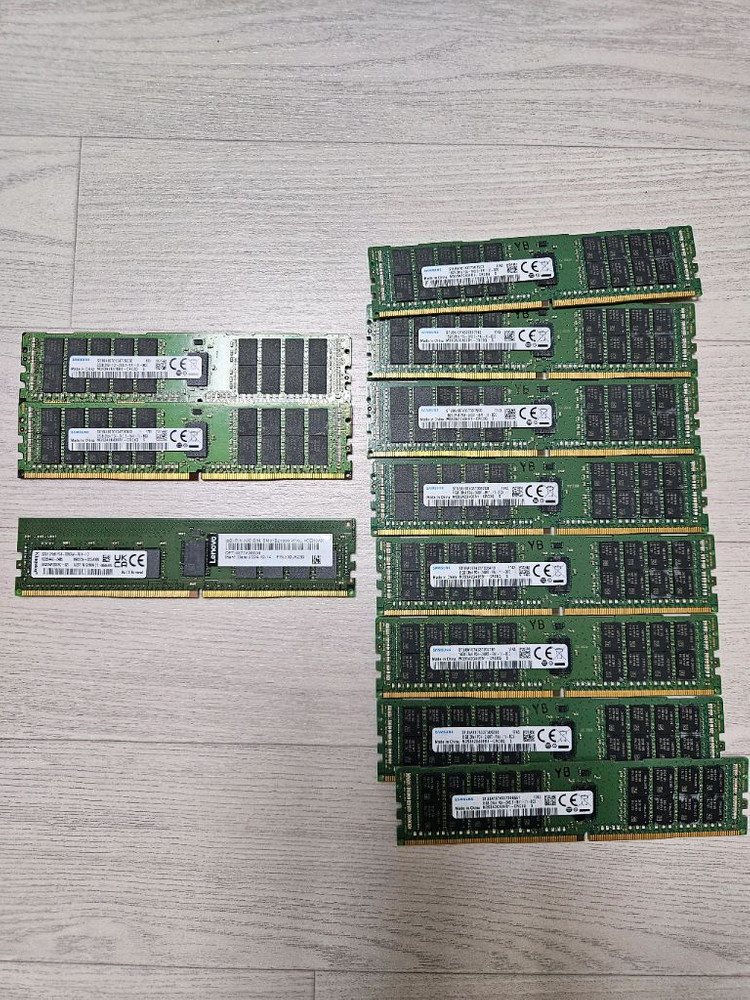 삼성 서버메모리 pc4- 32gb 16gb팝니다. 이미지