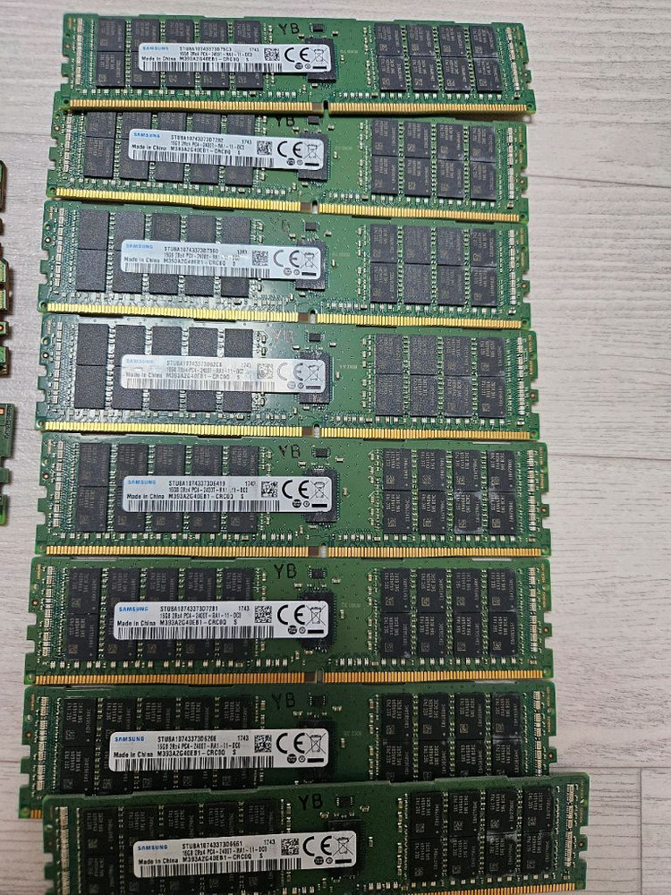 삼성 서버메모리 pc4- 32gb 16gb팝니다. 이미지