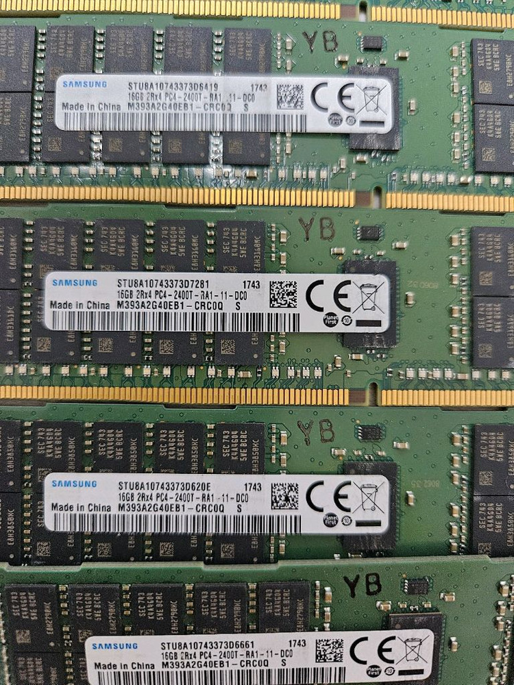 삼성 서버메모리 pc4- 32gb 16gb팝니다. 이미지