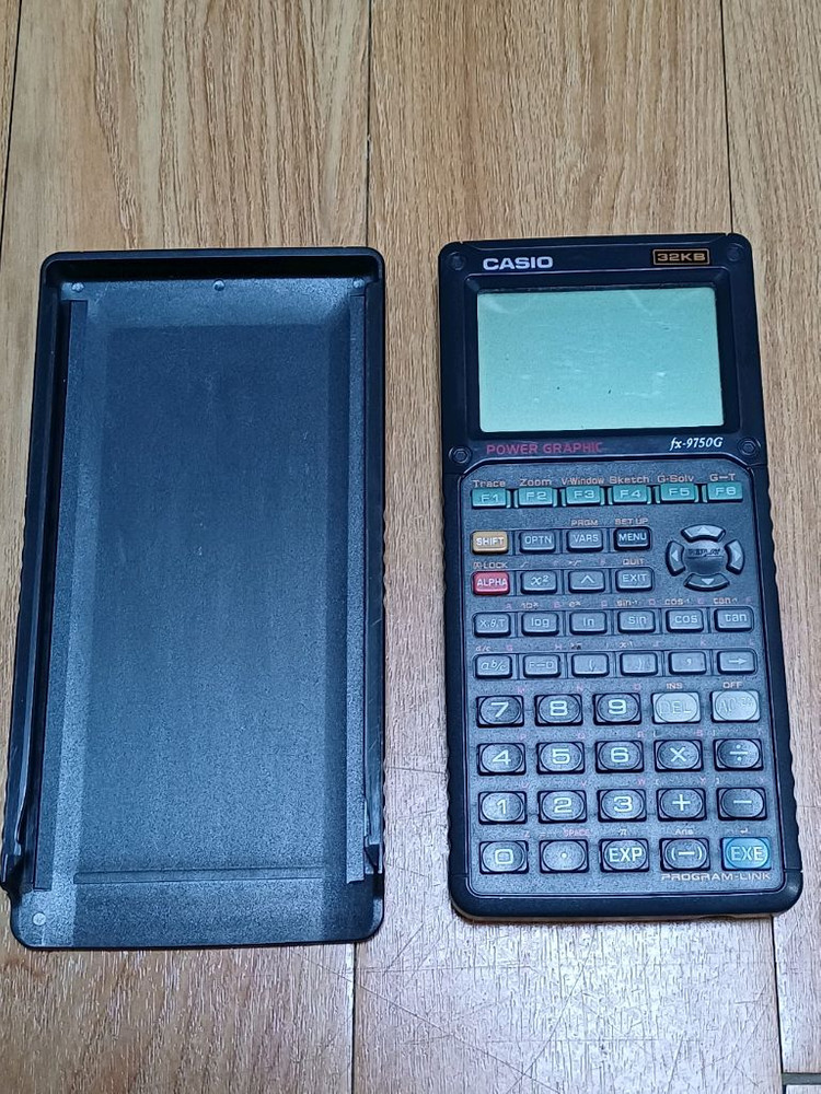 카시오 fx-9750G 공학용 계산기 이미지