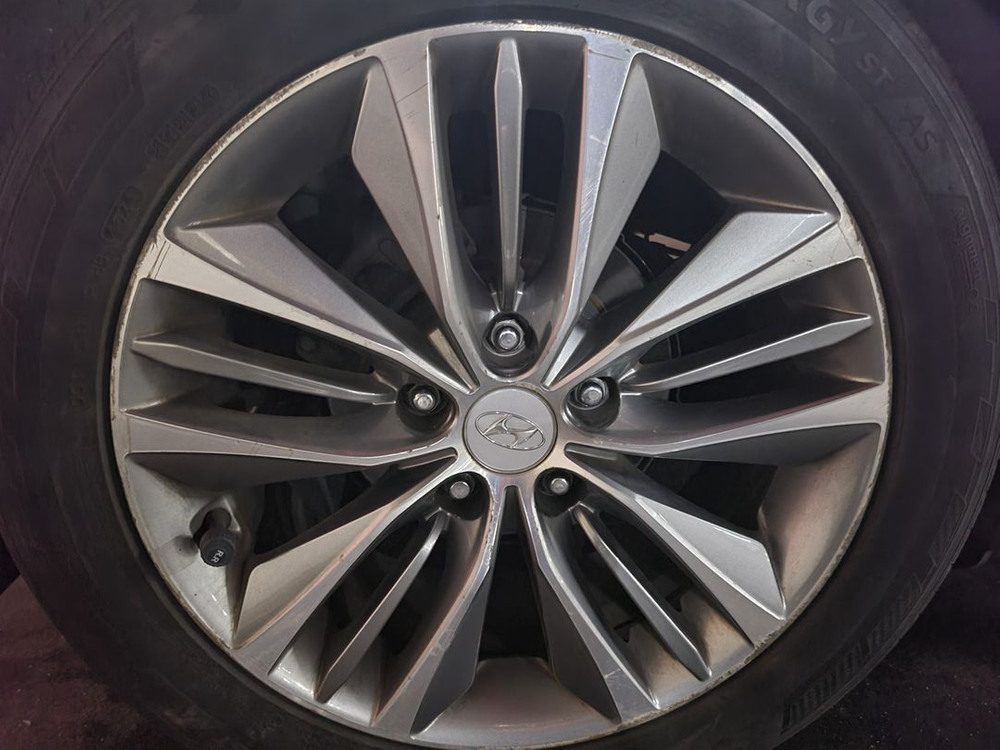그랜저 HG 17인치 휠타이어 판매합니다 이미지