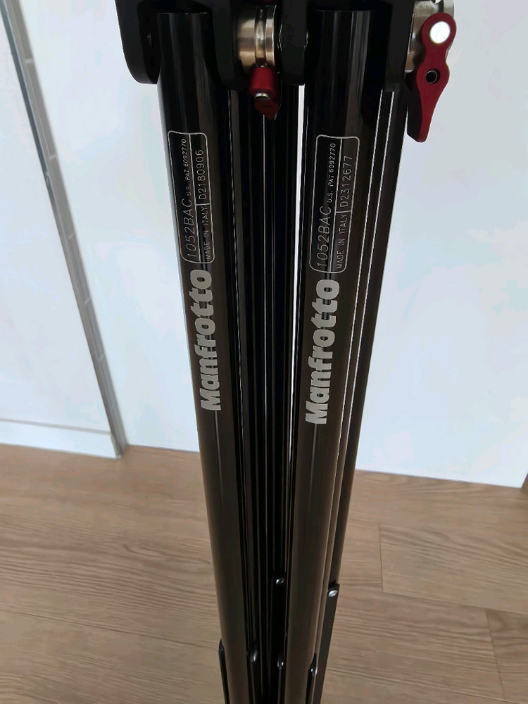 Manfrotto 맨프로토 1052BAC 에어쿠션 라이트 스탠드 2개 이미지