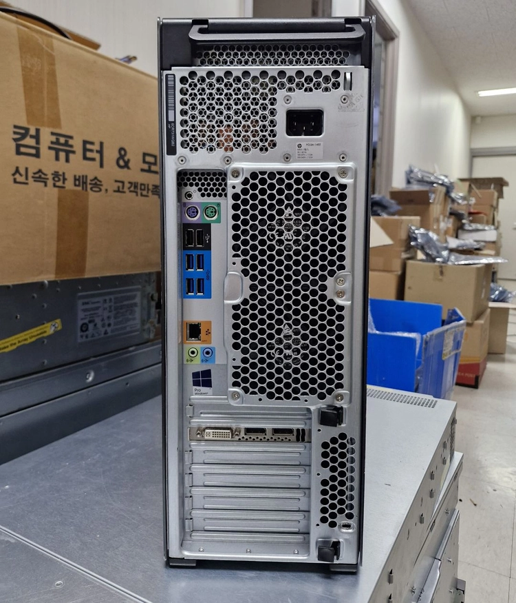 HP Z640 듀얼시피유 2x E5-2620V4 No RAM, No HDD 이미지