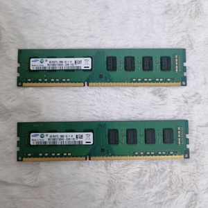 삼성 DDR3 4GB PC3-10600U 램 2개일괄 이미지
