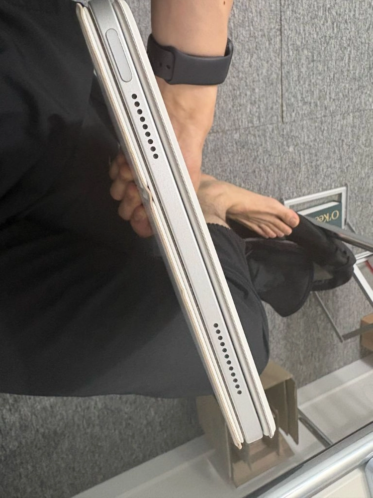 아이패드 매직키보드 폴리오 이미지