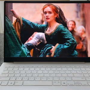 LG 고성능 화이트 그램 프로 AI/16인치,울트라7,램32G,1TB 이미지