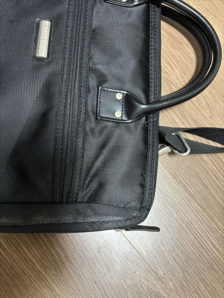 삼성 노트북 서류가방 이미지