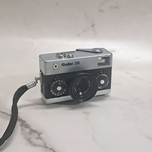 Rollei 롤라이 35 필름 카메라 실버 이미지