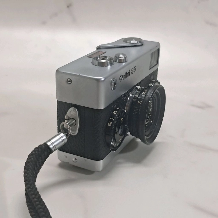 Rollei 롤라이 35 필름 카메라 실버 이미지