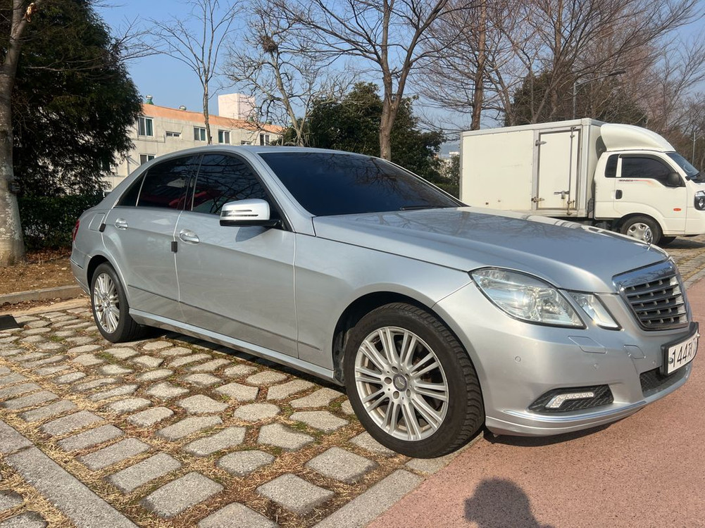 벤츠E300 휘발유 판매 이미지