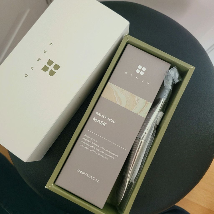 [새제품] BRMUD 비알머드 릴리프 머드 마스크 110ml+실리콘 마스크 브러쉬 이미지