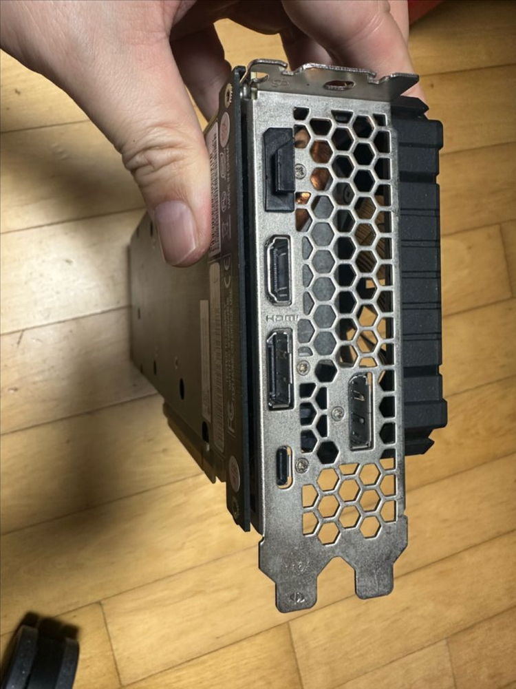 이엠텍 RTX 2080 Ti 그래픽카드 이미지